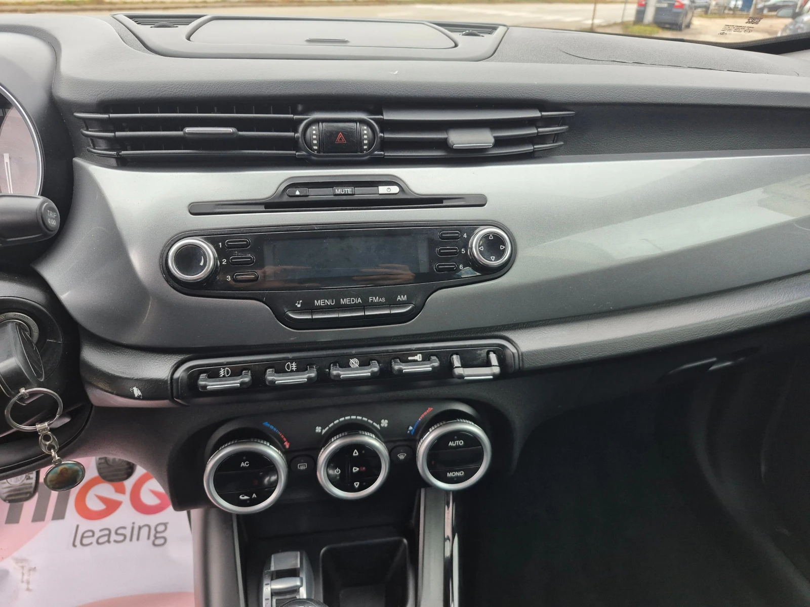 Alfa Romeo Giulietta 1.6 JTDm-2 | Mobile.bg — изображение 12