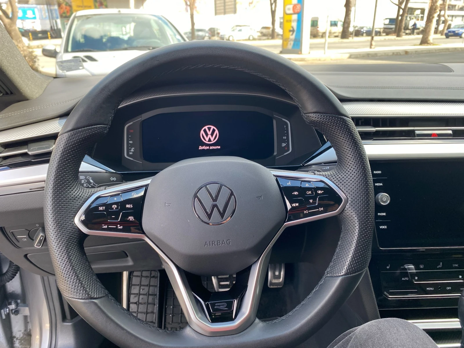 VW Arteon 2.0 TDI 150 k.�. R-LINE | Mobile.bg � ����������� 12