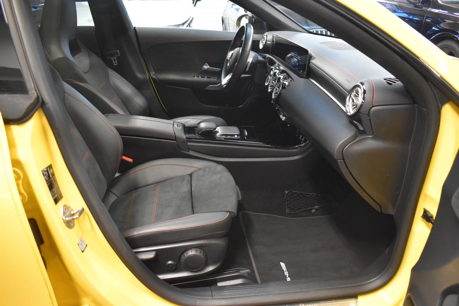 Mercedes-Benz CLA 220 CLA 220 4Matic - изображение 8
