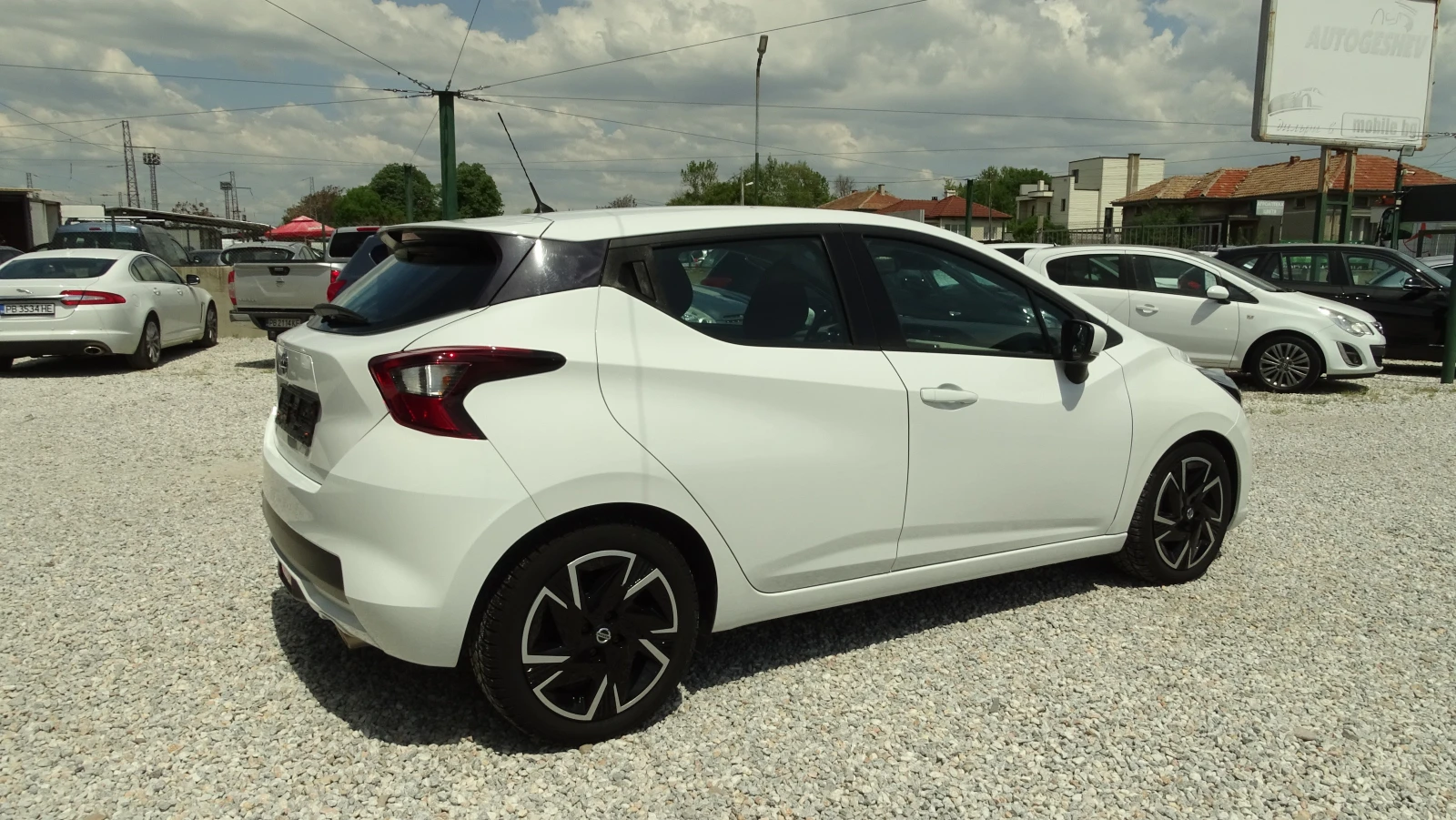 Nissan Micra 1.0 I * NAVI* KAMERA*  - изображение 5