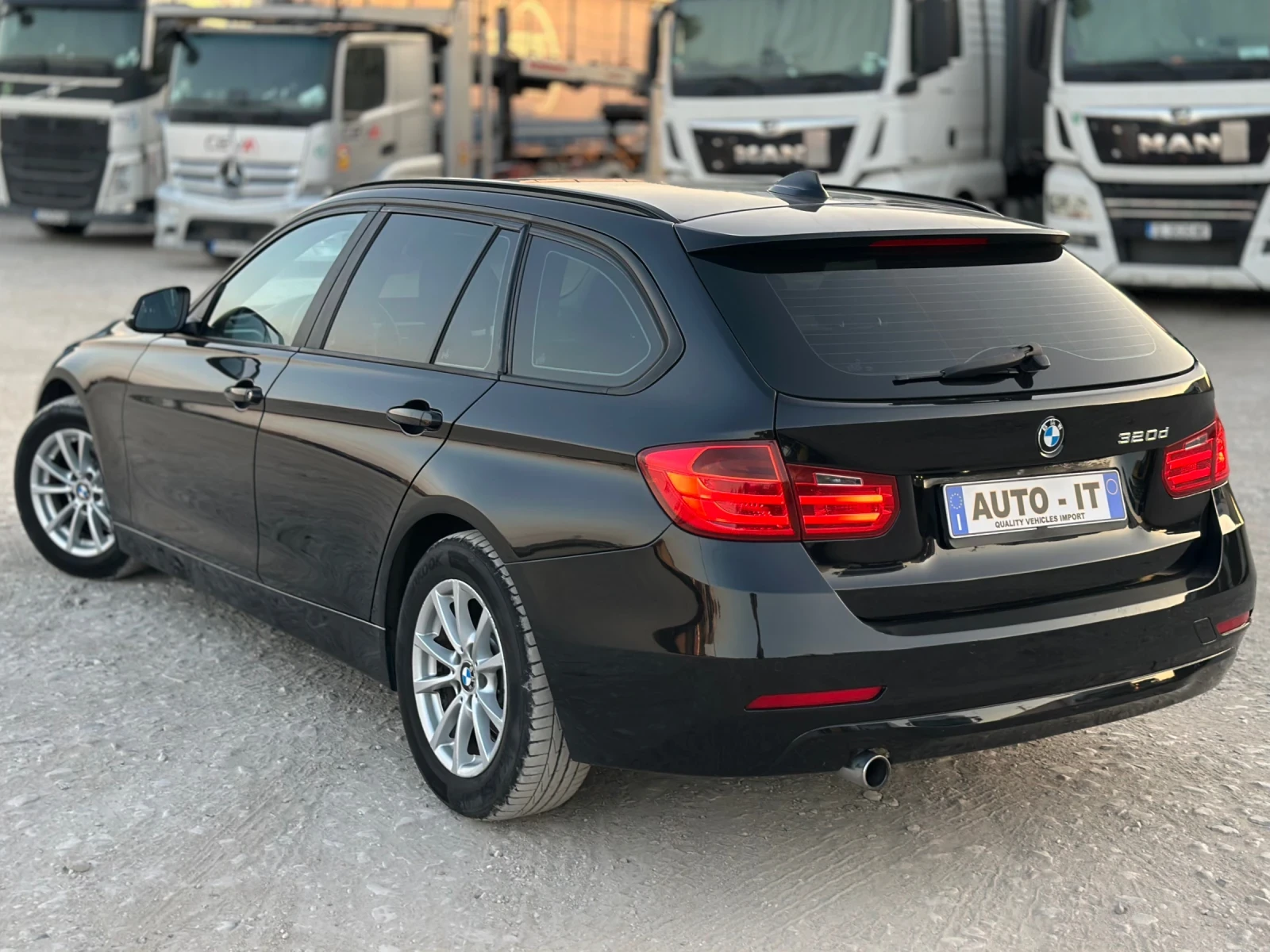 BMW 320 8 ZF / 184HP / PROFESSIONAL NAVI / DYNAMIC LED - изображение 4