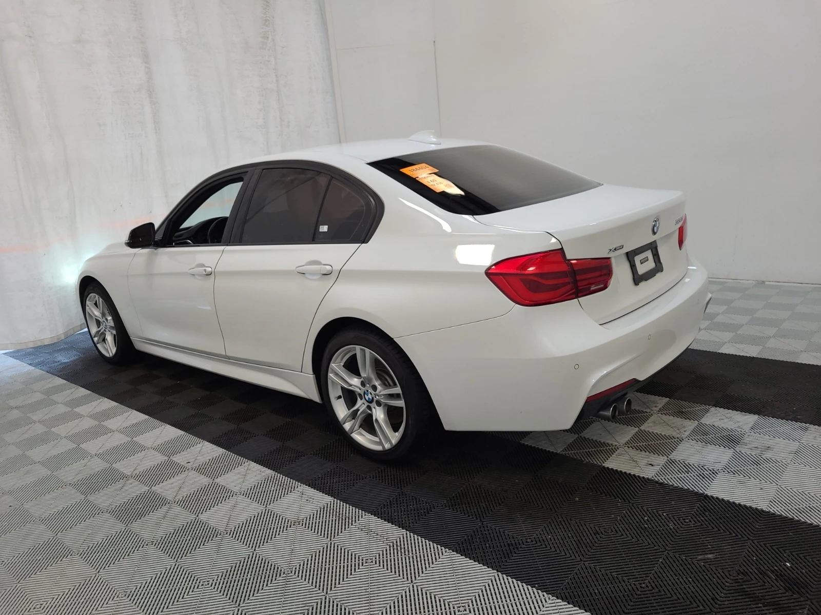 BMW 330 I xDrive* ЦЕНА ДО БЪЛГАРИЯ* (CARFAX) - изображение 5