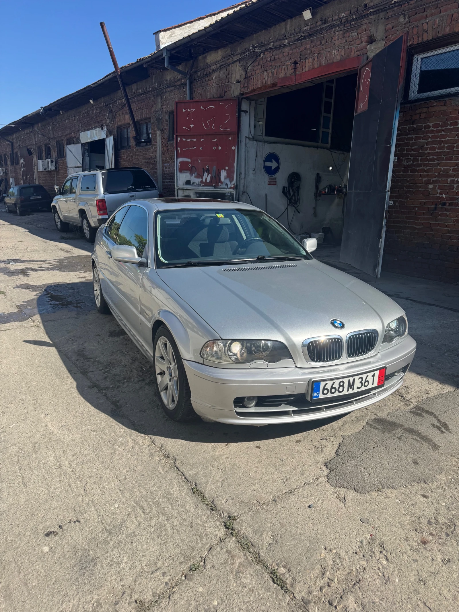BMW 320 Ci - изображение 2