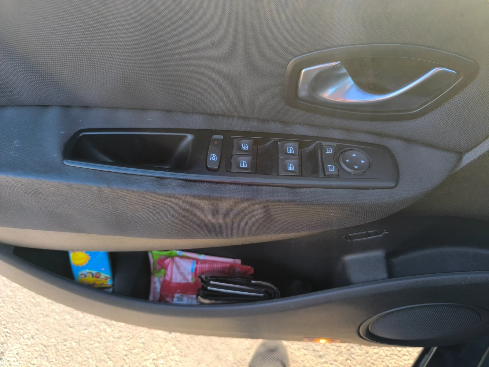 Renault Scenic 1.5 dci  - изображение 9