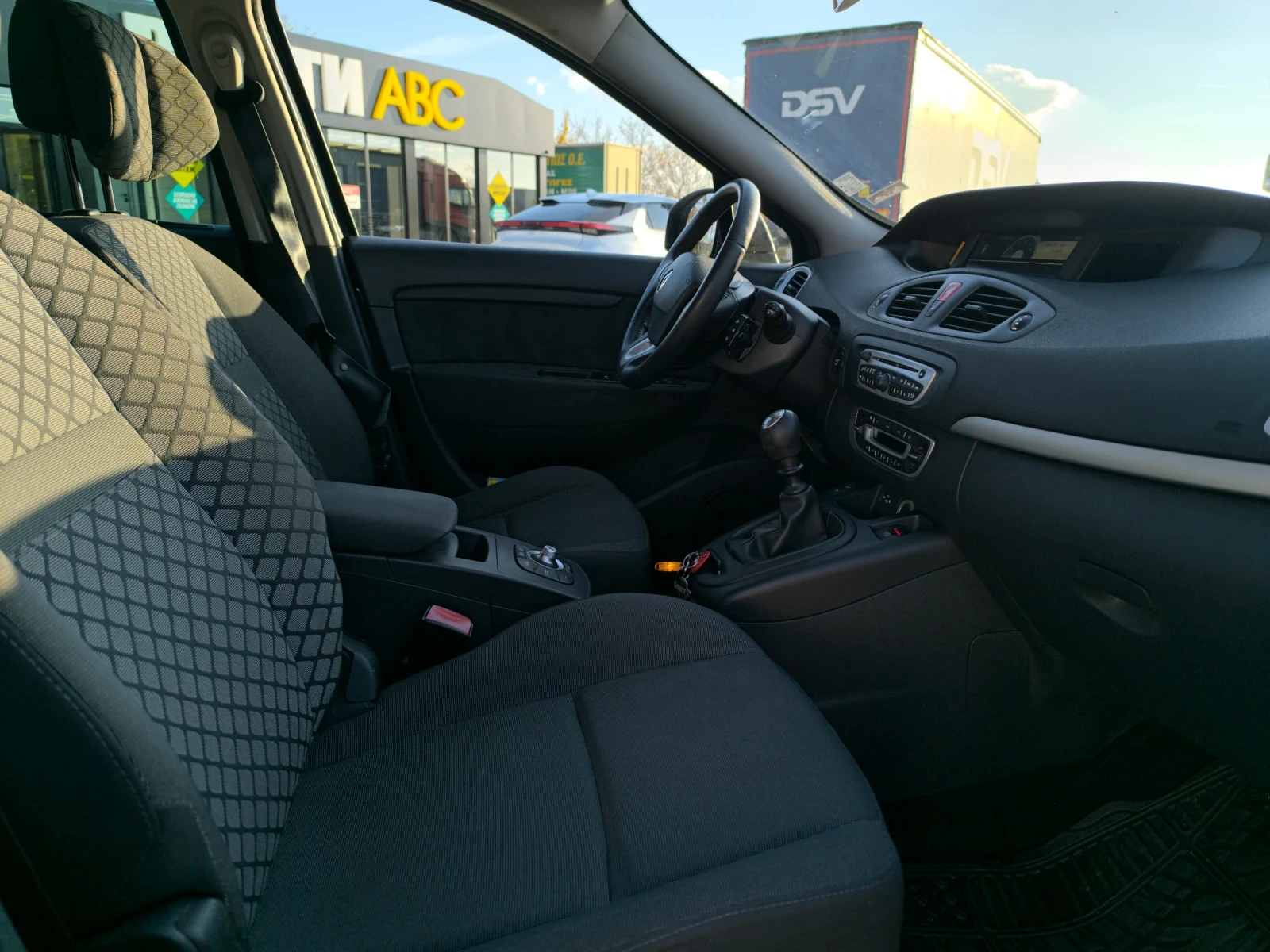 Renault Scenic 1.5 dci  - изображение 6