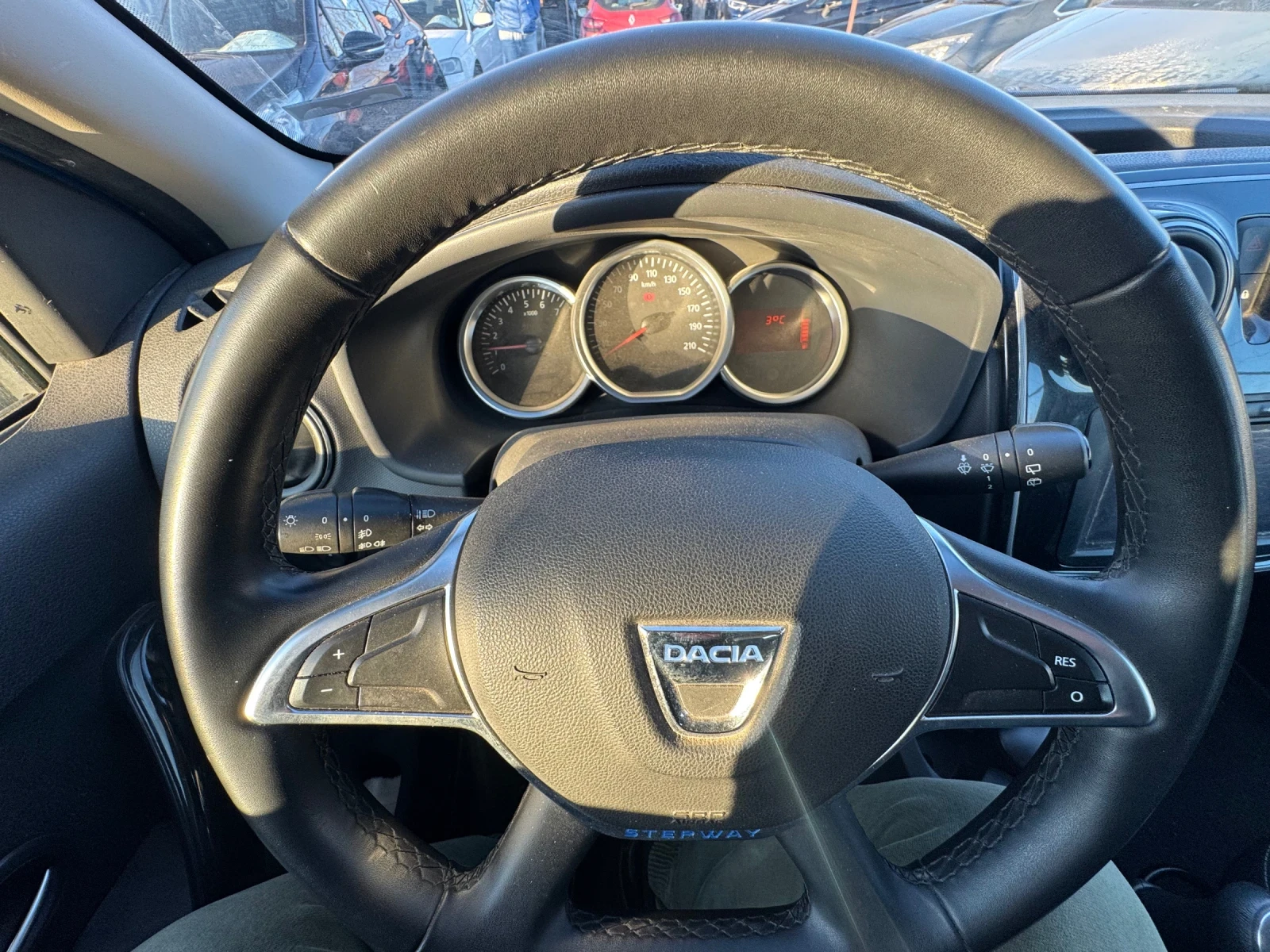 Dacia Sandero | Mobile.bg � ����������� 10