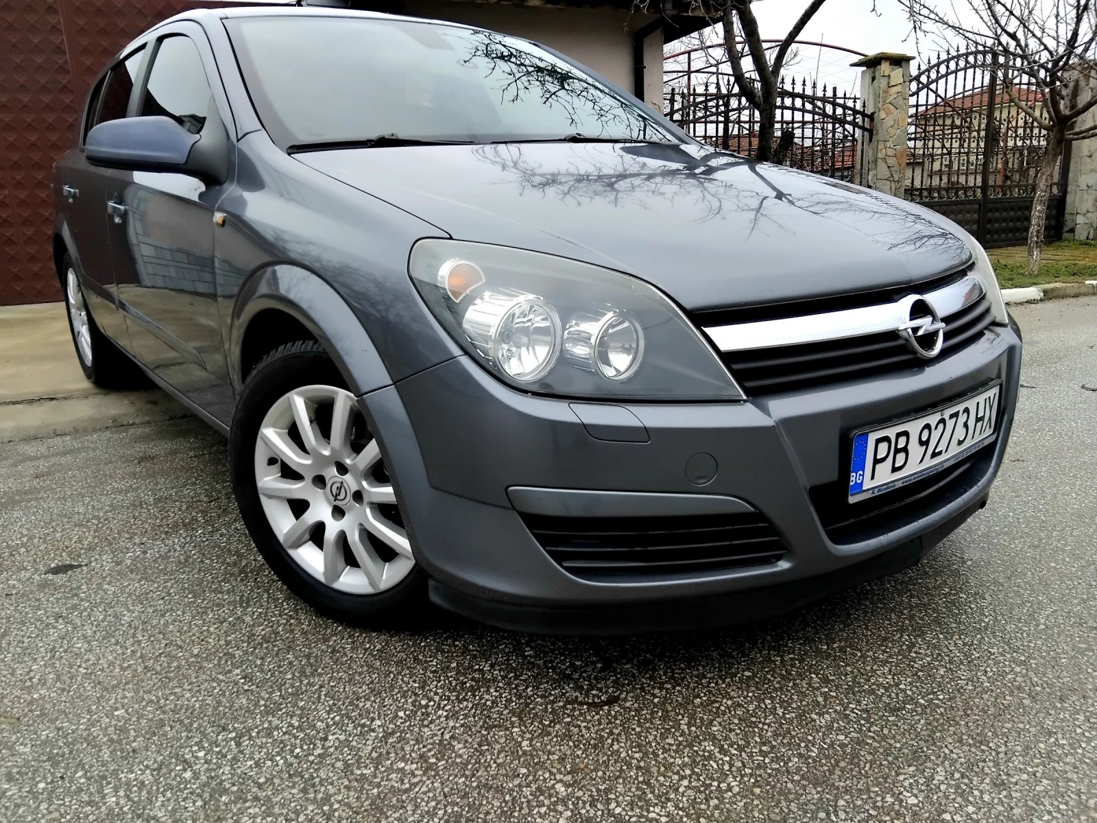 Opel Astra 1.6i+ КЛИМА + ГАЗ ИНЖЕКЦИОН. 2005г  - изображение 4