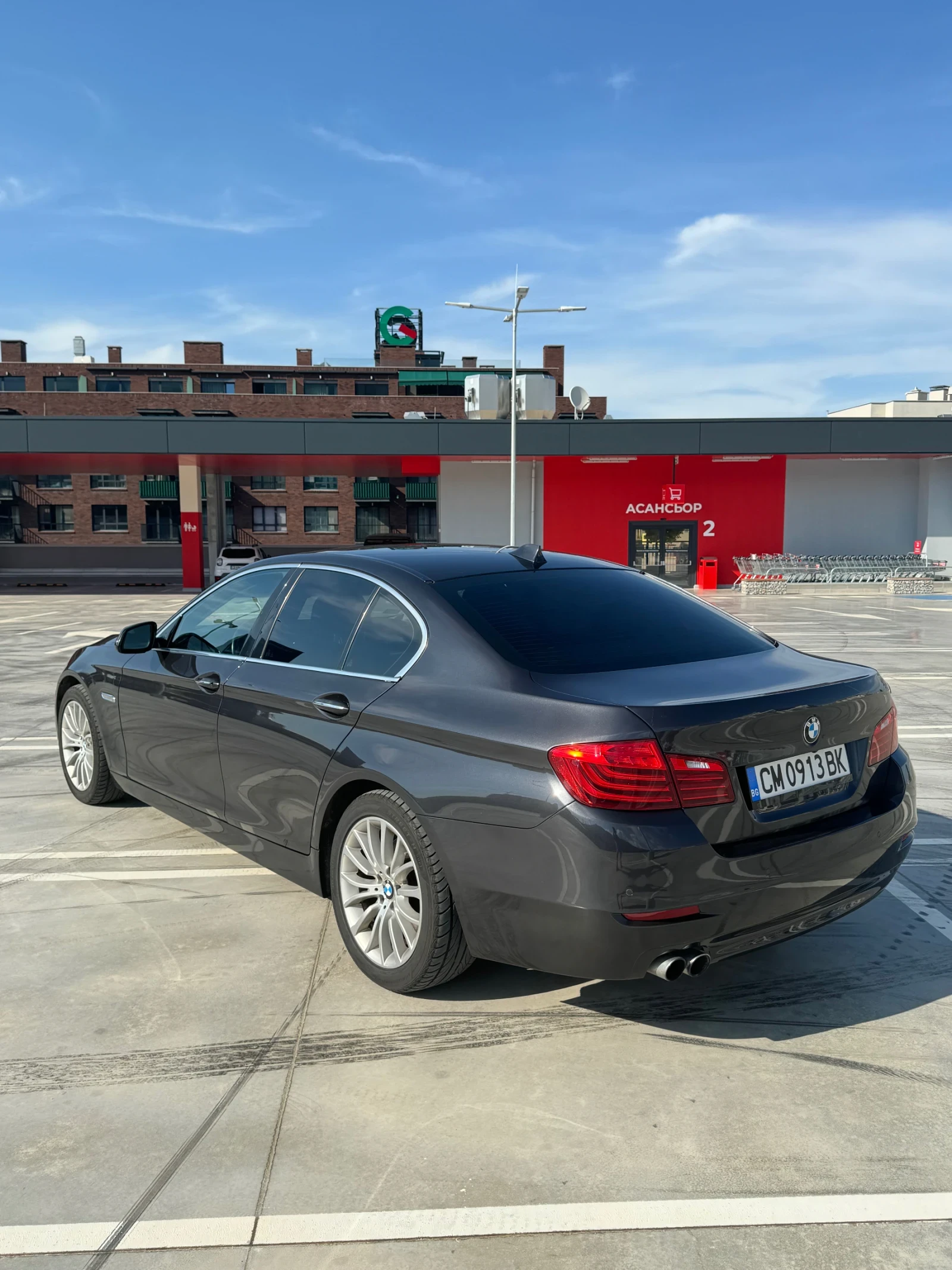 BMW 528 xDrive Luxury Line, снимка 5 - Автомобили и джипове - 54128315