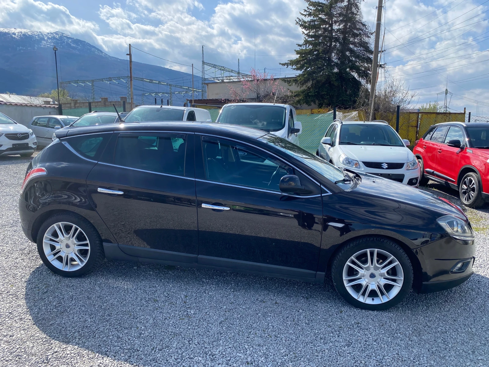 Lancia Delta 1.4 T 120ks.LPG, снимка 4 - Автомобили и джипове - 54180651