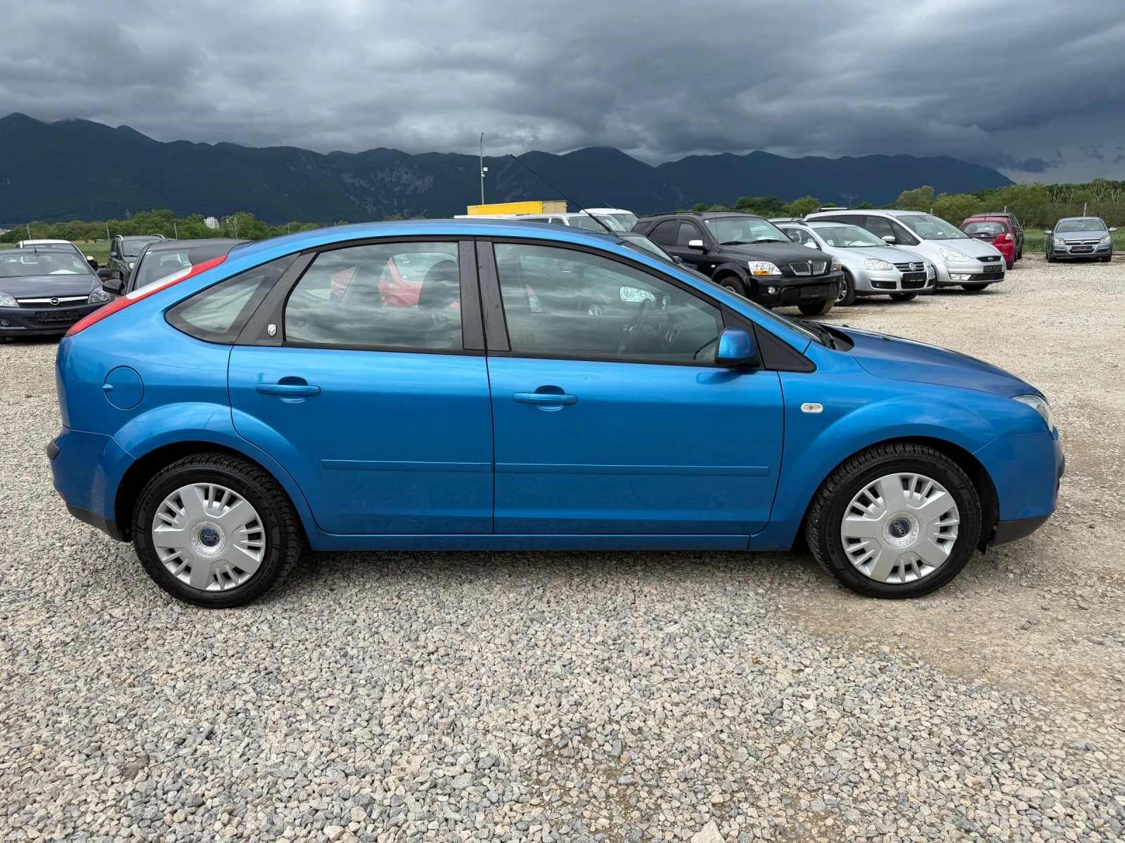 Ford Focus 1.6TDCI-109PS, снимка 4 - Автомобили и джипове - 54530354