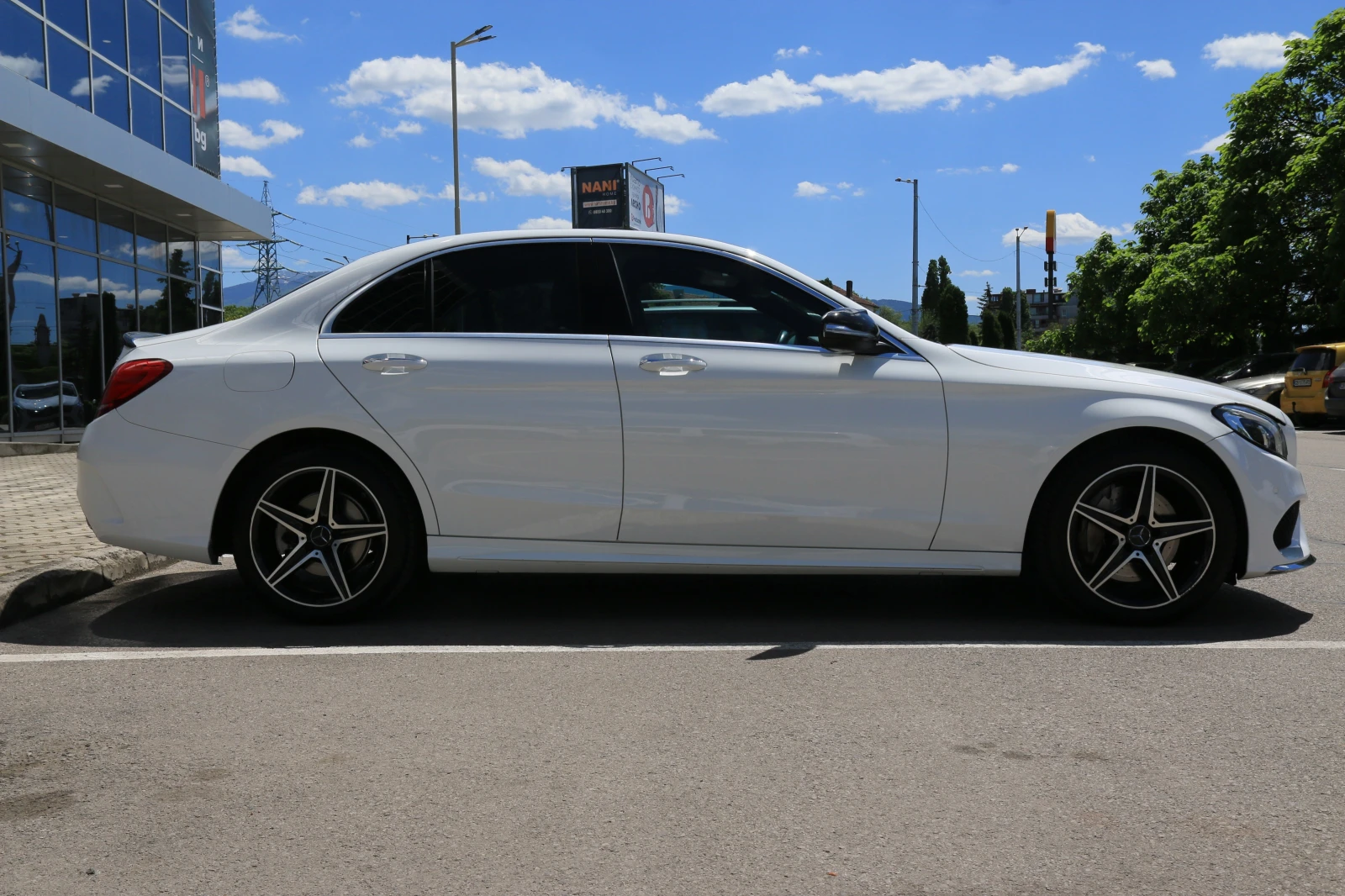 Mercedes-Benz C 300, снимка 4 - Автомобили и джипове - 54722516