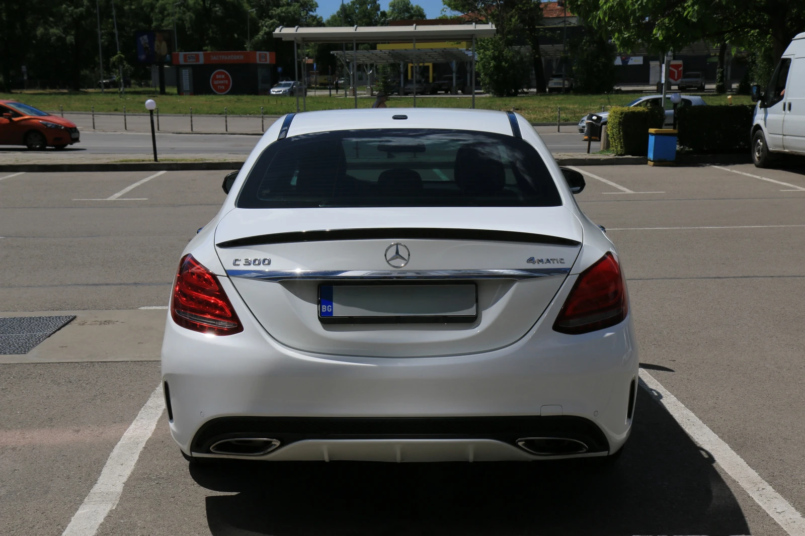 Mercedes-Benz C 300, снимка 6 - Автомобили и джипове - 54722516
