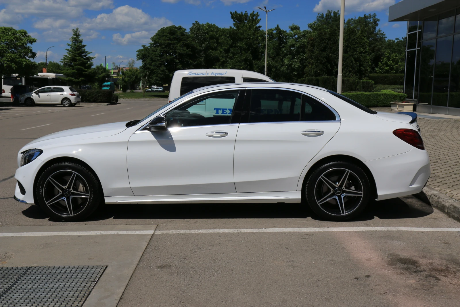 Mercedes-Benz C 300, снимка 3 - Автомобили и джипове - 54722516