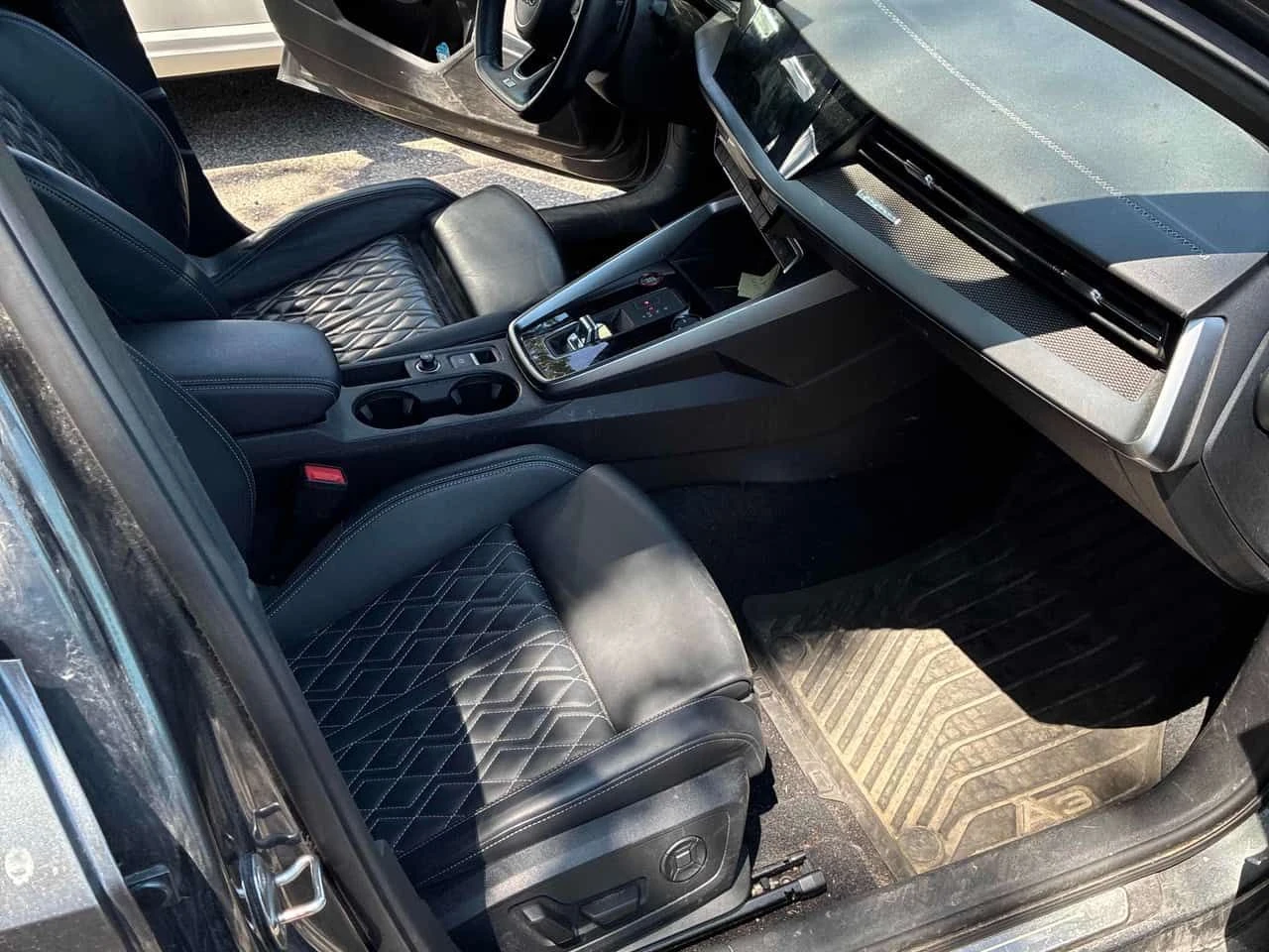 Audi S3 * Technik * ПОДГРЕВИ * ДИСТРОНИК * ПАМЕТ, снимка 14 - Автомобили и джипове - 54748025