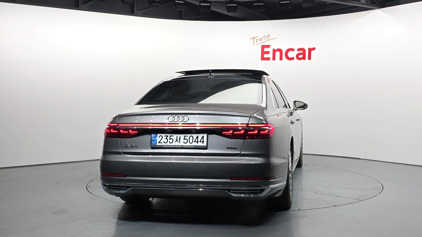 Audi A8 55 TFSI Quattro LWB | HUD | 360  Камера | Massage, снимка 4 - Автомобили и джипове - 55114526