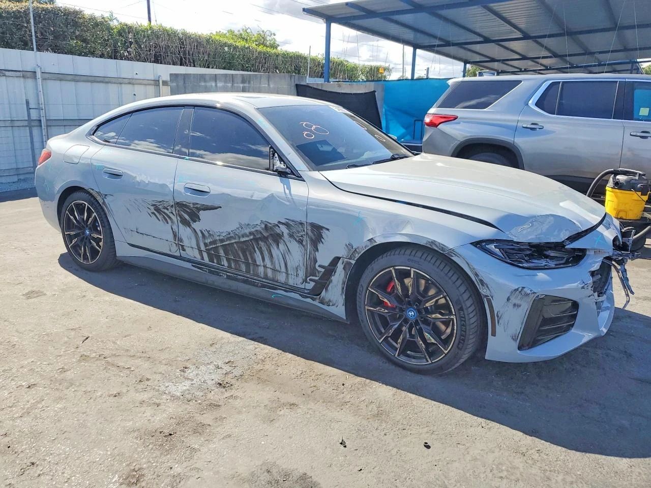 BMW i4 M50 | HEAD-UP | 360 КАМЕРА | HARMAN/KARDON | , снимка 3 - Автомобили и джипове - 55122042