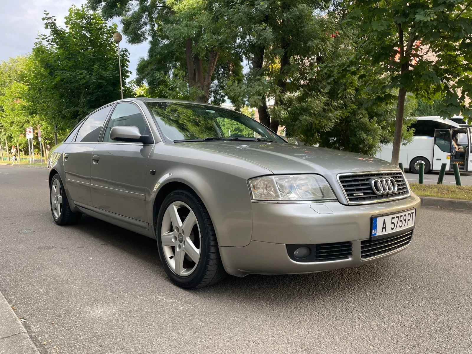 Audi A6 2.5- 180кс 4Х4, снимка 3 - Автомобили и джипове - 55234108