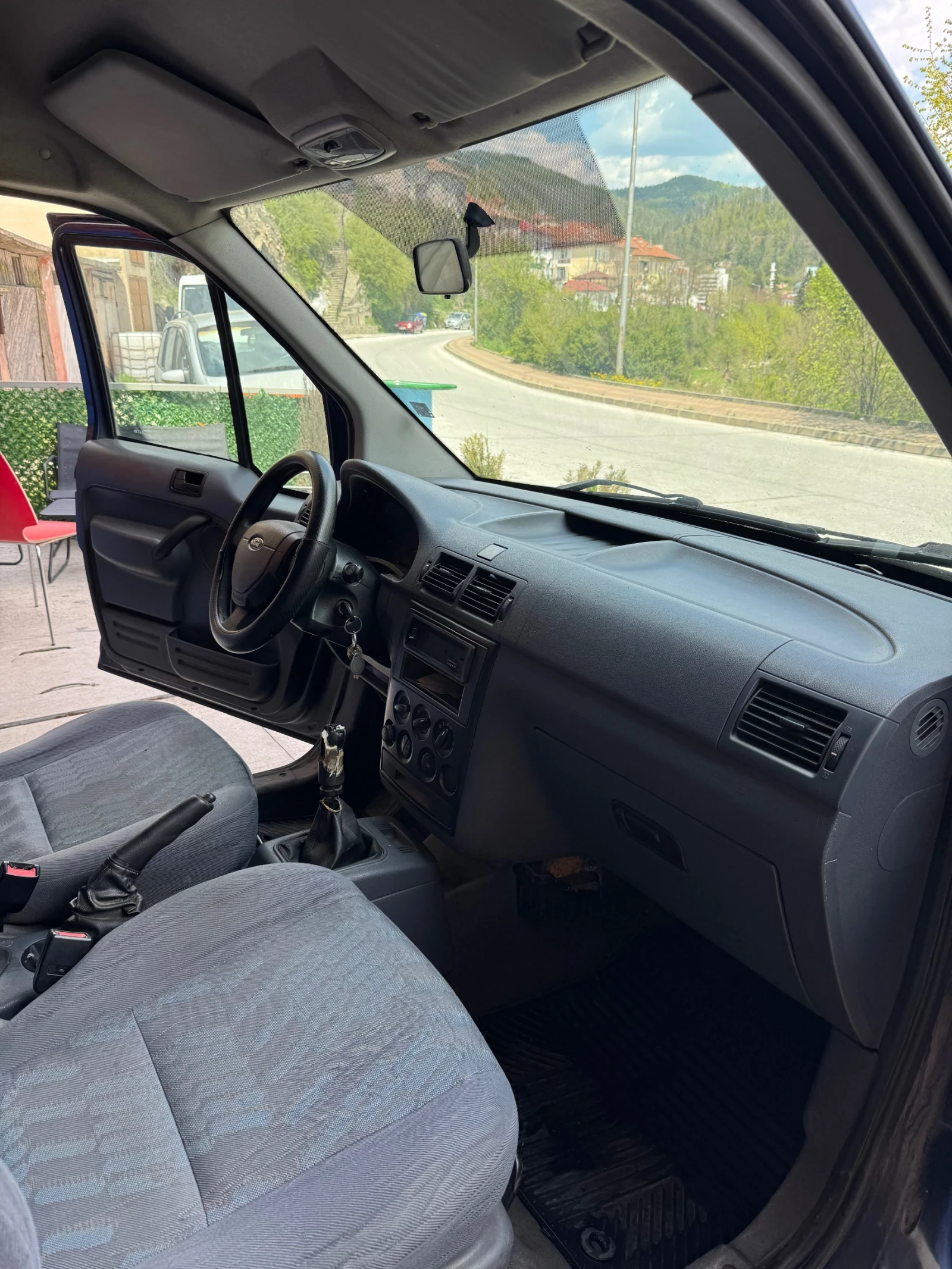 Ford Connect 1.8TDCI, снимка 4 - Автомобили и джипове - 55459656