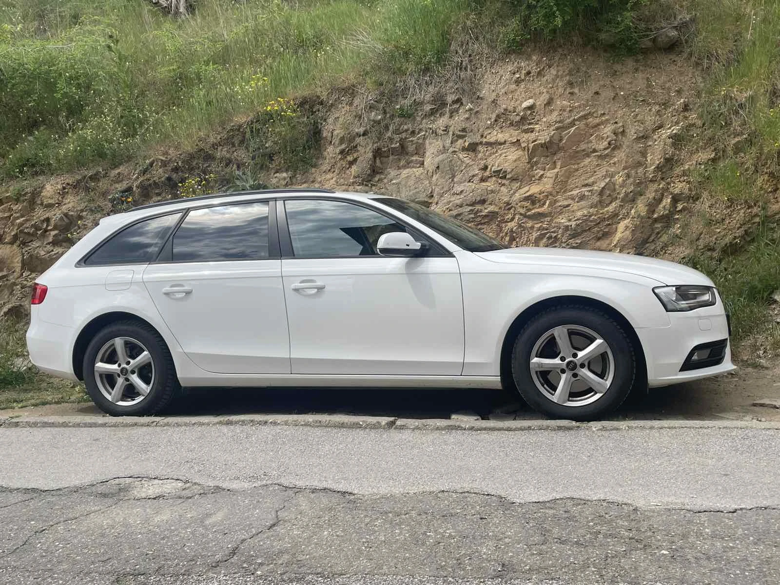 Audi A4, снимка 5 - Автомобили и джипове - 55618169