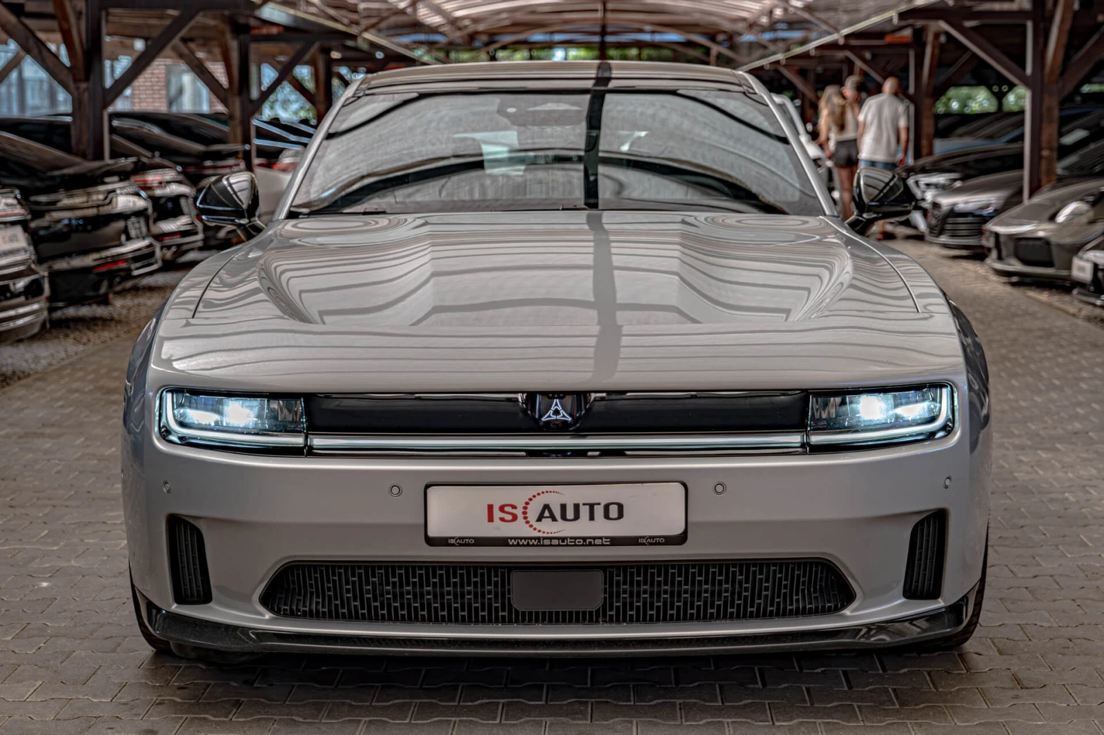 Dodge Charger Daytona EV R/T Stage1/AWD/HuD/Обдухване/Камера 360, снимка 2 - Автомобили и джипове - 55668168