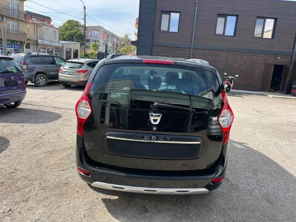 Dacia Lodgy 1.2 Stepway Е-6, снимка 7 - Автомобили и джипове - 55888427