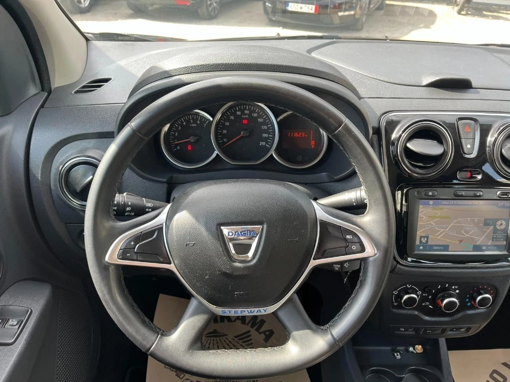 Dacia Lodgy 1.2 Stepway Е-6, снимка 9 - Автомобили и джипове - 55888427