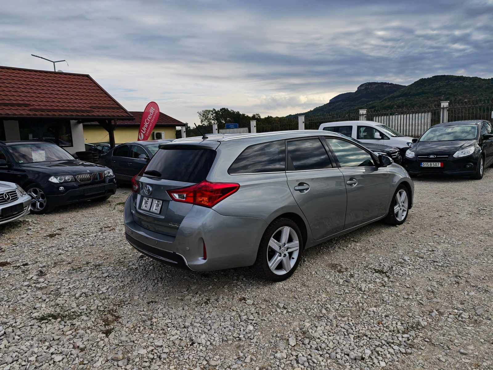 Toyota Auris 2.0D4D Full, снимка 5 - Автомобили и джипове - 56282333