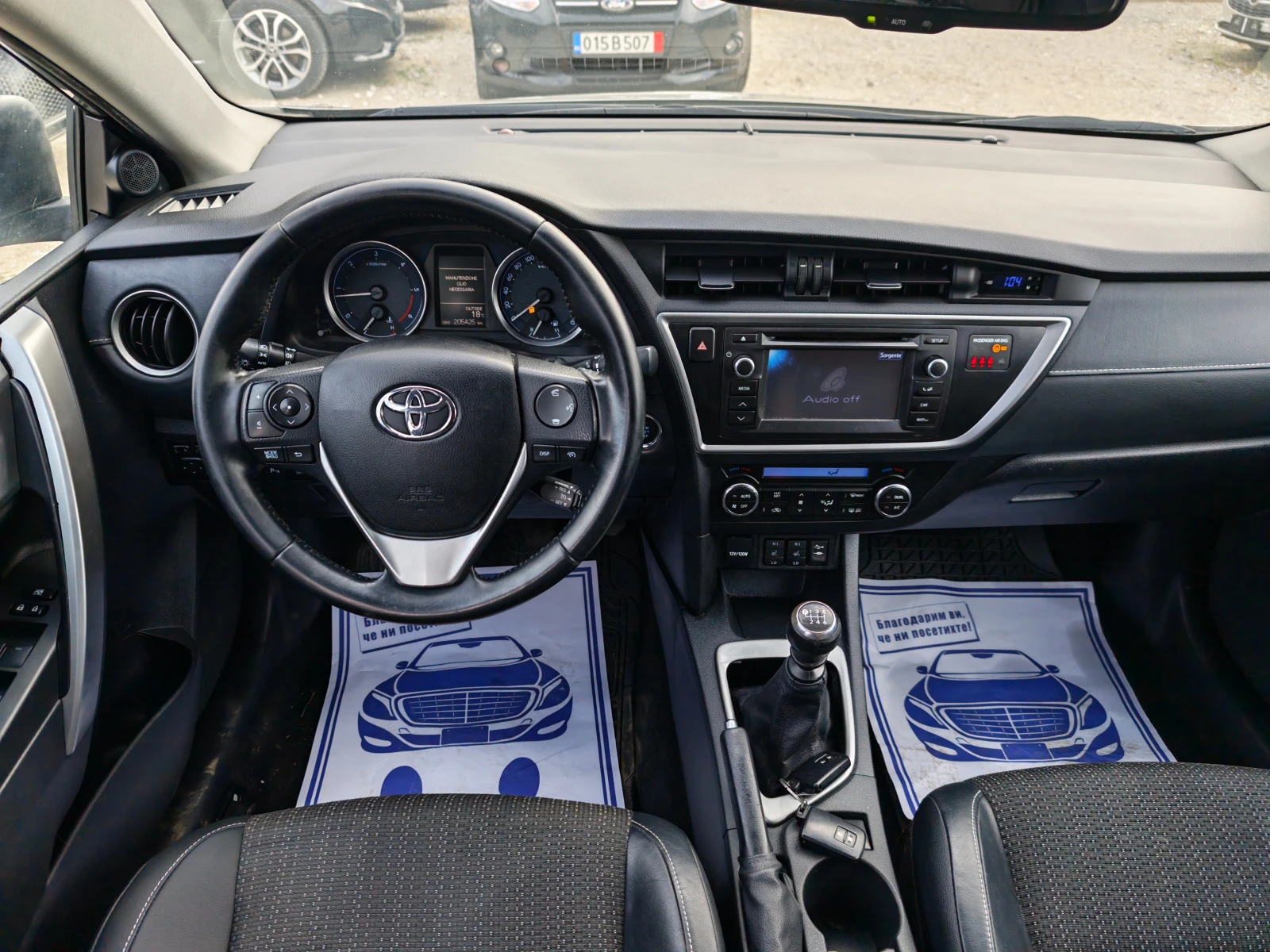 Toyota Auris 2.0D4D Full, снимка 12 - Автомобили и джипове - 56282333