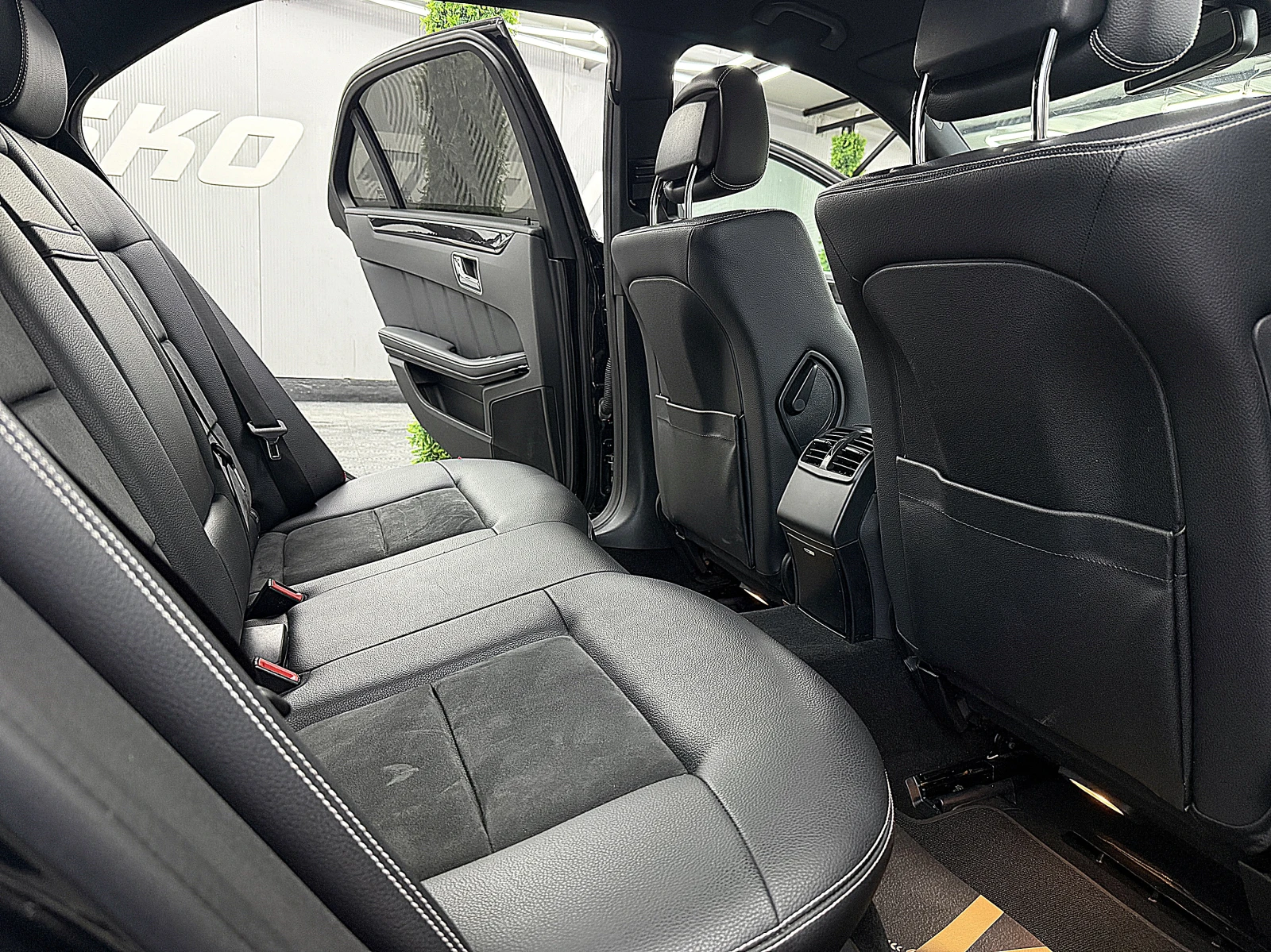 Mercedes-Benz E 250 4-Matic/AMG/Line/TOP!!!!�������� ������ | Mobile.bg � ����������� 12