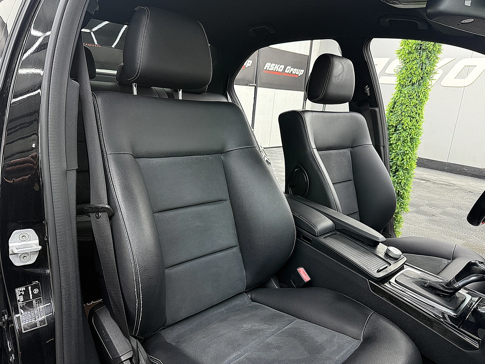 Mercedes-Benz E 250 4-Matic/AMG/Line/TOP!!!!�������� ������ | Mobile.bg � ����������� 11
