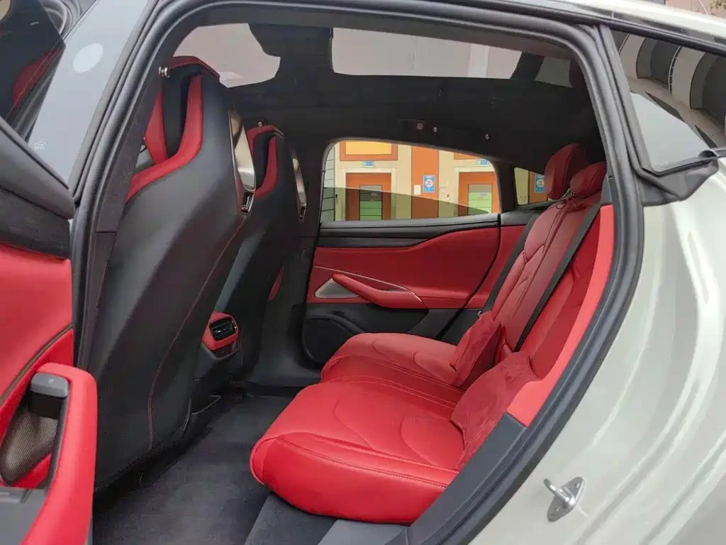 Xiaomi SU7 024 RWD Long Range Intelligent Driving Edition, снимка 13 - Автомобили и джипове - 56649932