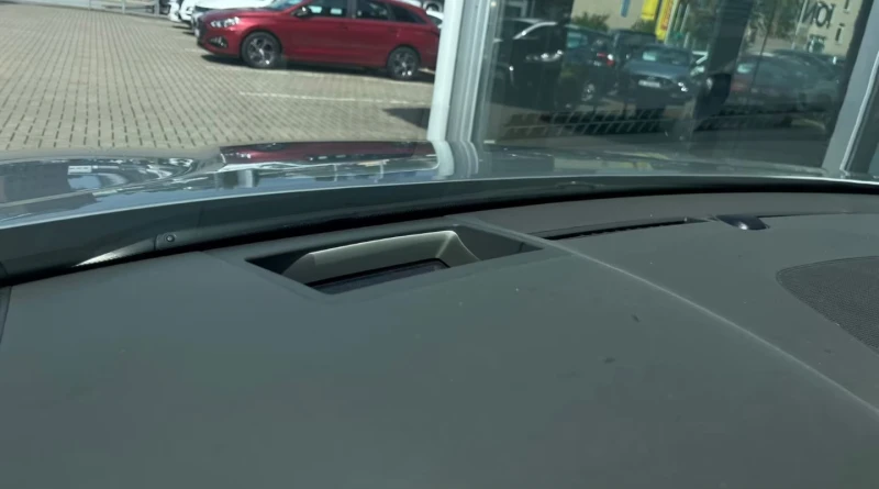 Hyundai Santa fe 1.6T-GDI/SIGNATURE/230HP/HYBRID/4WD/HUD/LED/371f, снимка 11 - Автомобили и джипове - 51019350