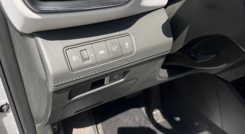 Hyundai Santa fe 1.6T-GDI/SIGNATURE/230HP/HYBRID/4WD/HUD/LED/371f, снимка 10 - Автомобили и джипове - 51019350