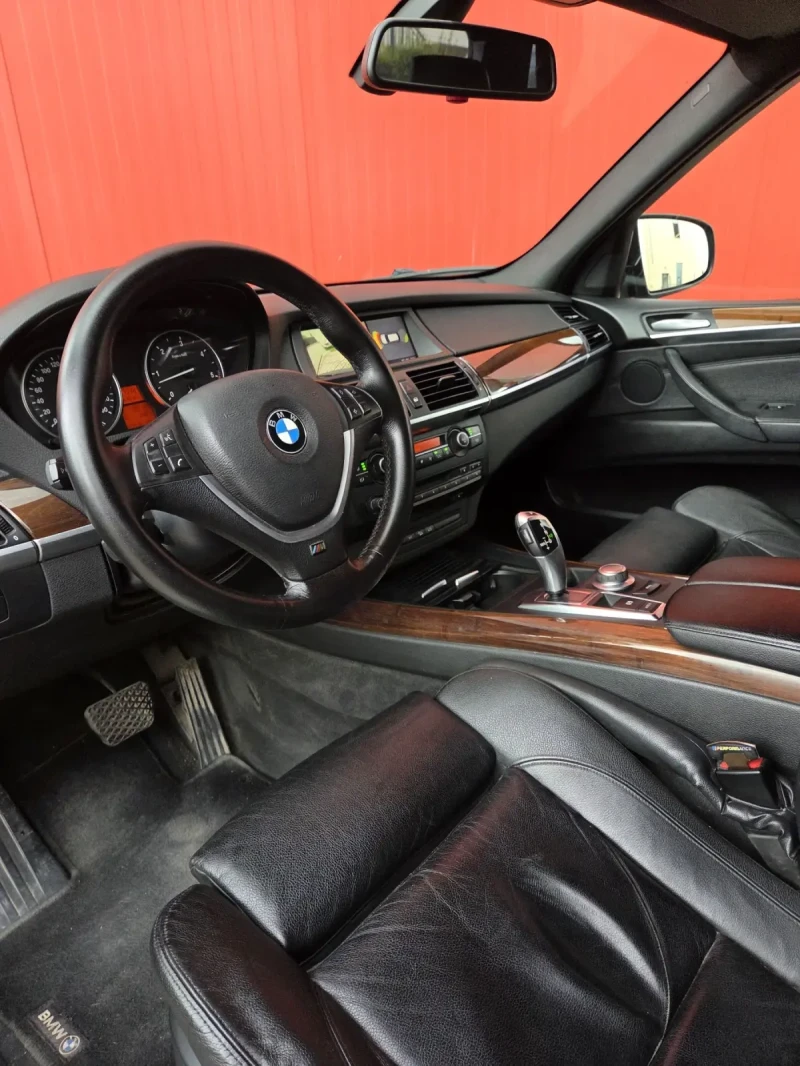 BMW X5 3.0SD 7-Местен Регистриран !, снимка 8 - Автомобили и джипове - 51417311