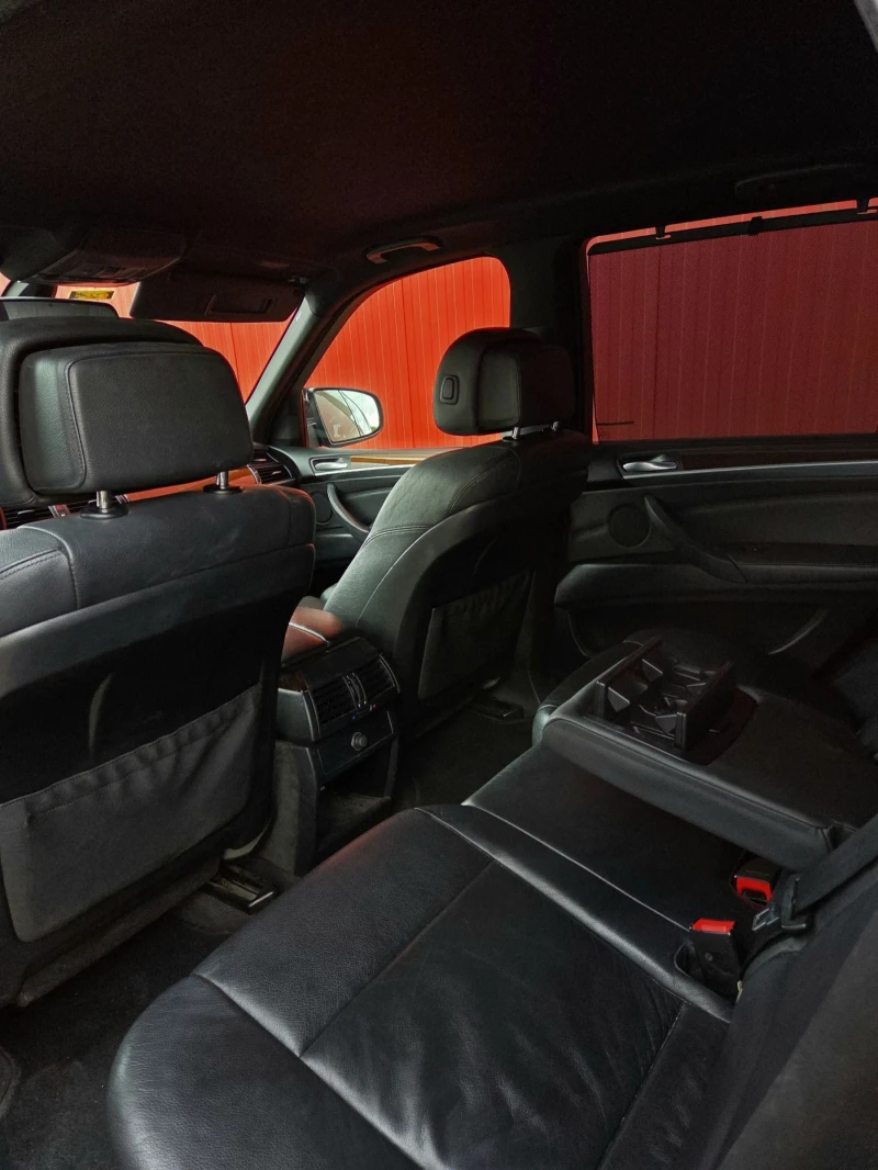 BMW X5 3.0SD 7-Местен Регистриран !, снимка 17 - Автомобили и джипове - 51417311