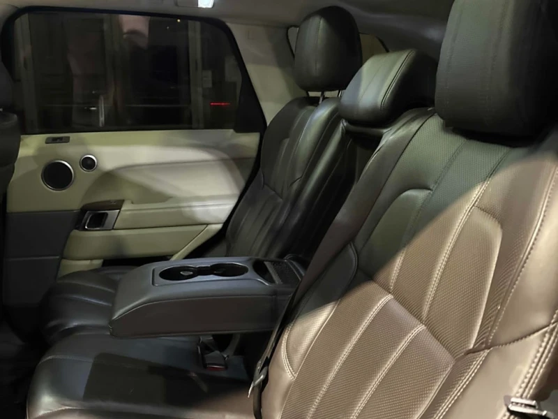 Land Rover Range Rover Sport * 4WD 4dr V6 HSE * CARFAX * БЕЗ ПЪРВОНАЧАЛНА ВНОСК, снимка 10 - Автомобили и джипове - 52869139