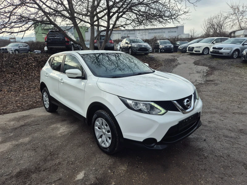 Nissan Qashqai 1.5DCI 110 к.с.ВНОС ИТАЛИЯ БЕЗ РЪЖДИ И ЗАБЕЛЕЖКИ , снимка 3 - Автомобили и джипове - 53258508