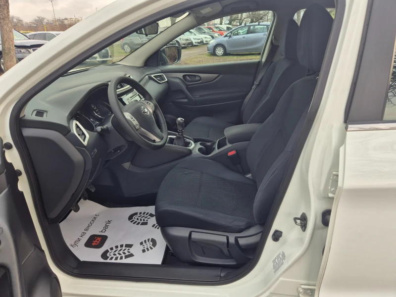Nissan Qashqai 1.5DCI 110 к.с.ВНОС ИТАЛИЯ БЕЗ РЪЖДИ И ЗАБЕЛЕЖКИ , снимка 9 - Автомобили и джипове - 53258508