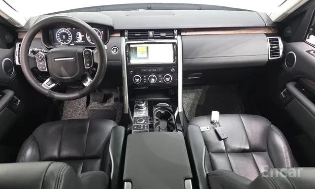Land Rover Discovery 5 TD6 HSE * 7 ����� * KEYLESS * LED * ������� *  | Mobile.bg � ����������� 10