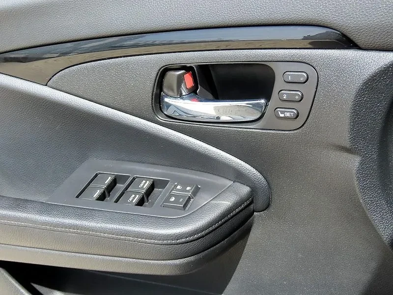 Honda Pilot 3Rd Generation 3.5, снимка 11 - Автомобили и джипове - 56354137