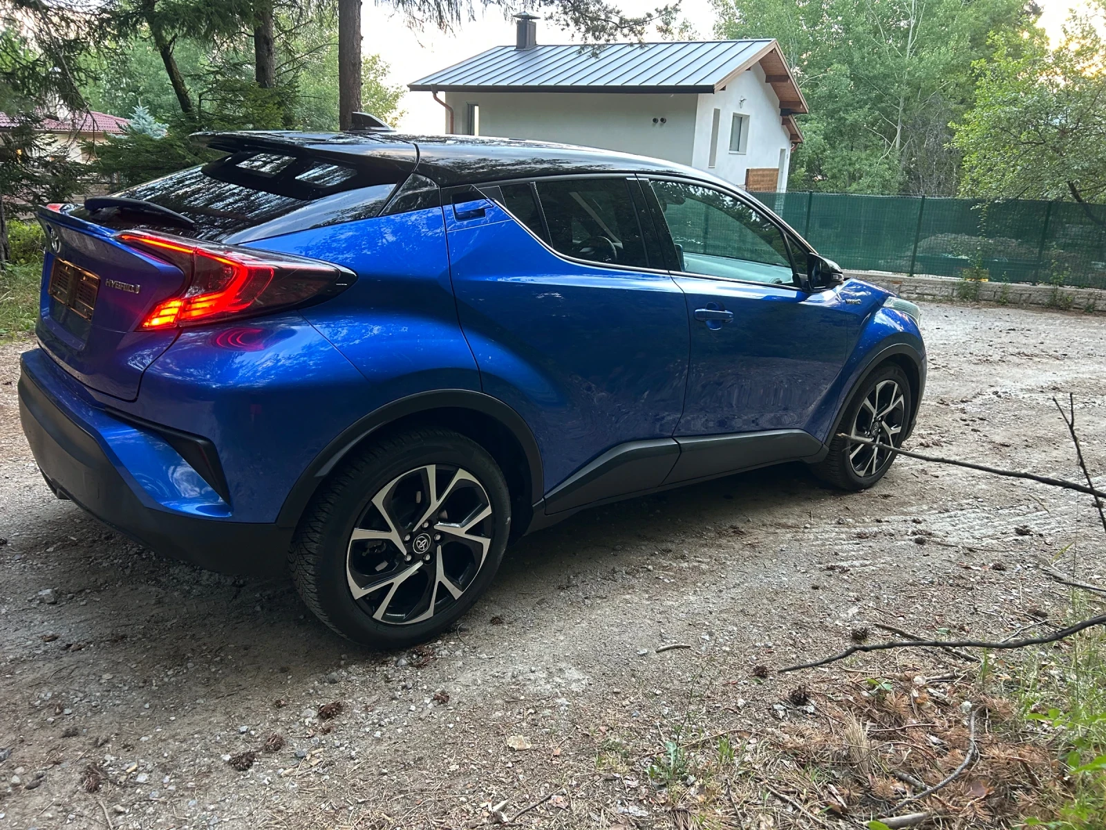 Toyota C-HR 1.8 Hybrid 122ксEuro6 keyless/Led - изображение 6