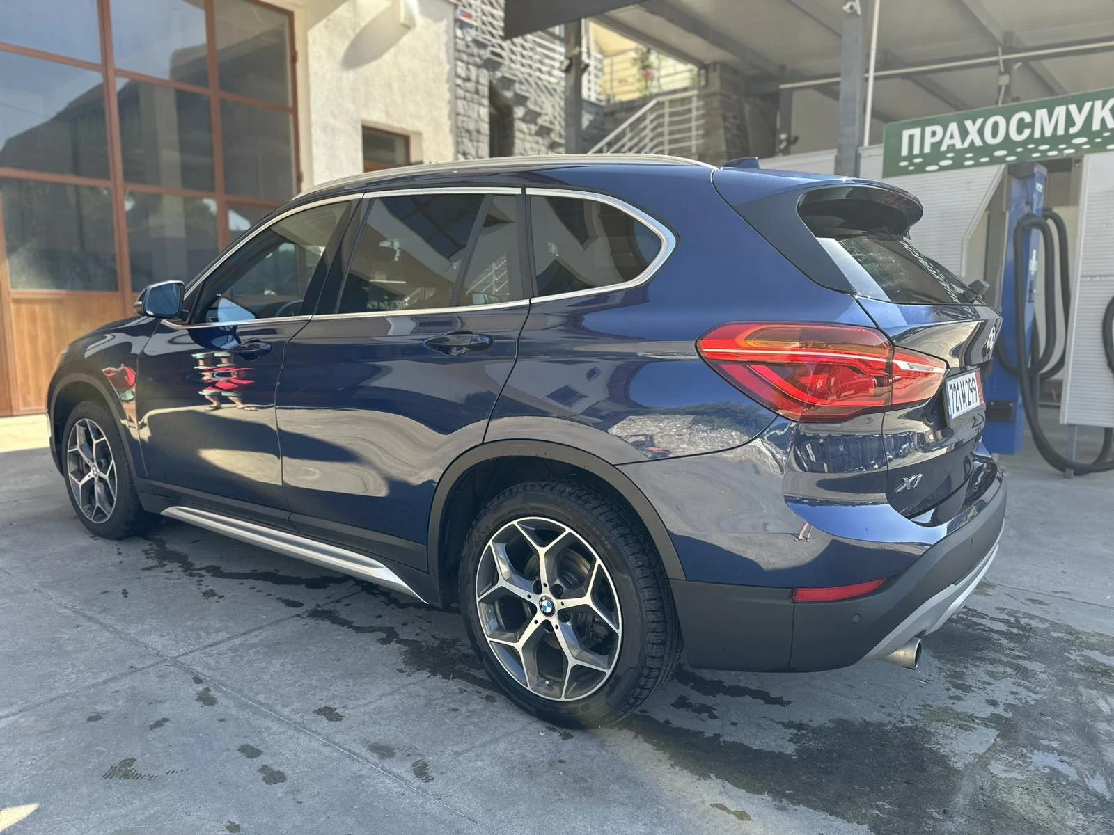 BMW X1  - изображение 5