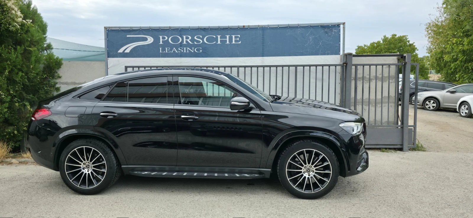 Mercedes-Benz GLE 400  4Matic* AMG* Head-Up* 360* Pano - изображение 2