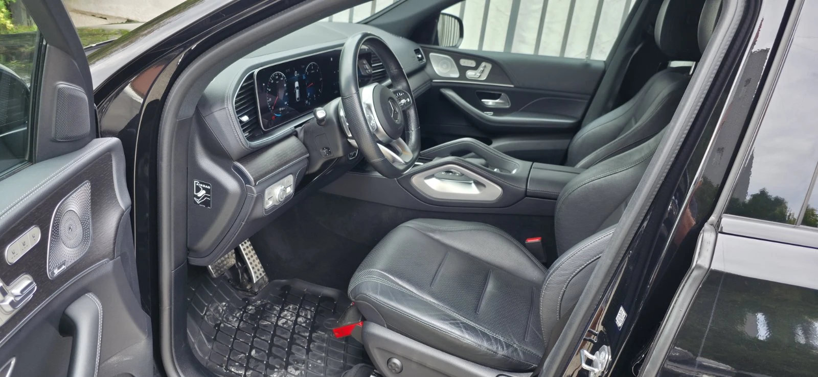 Mercedes-Benz GLE 400  4Matic* AMG* Head-Up* 360* Pano | Mobile.bg — изображение 17