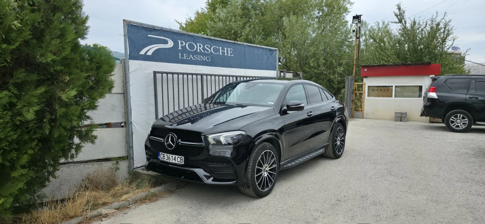 Mercedes-Benz GLE 400  4Matic* AMG* Head-Up* 360* Pano | Mobile.bg — изображение 13