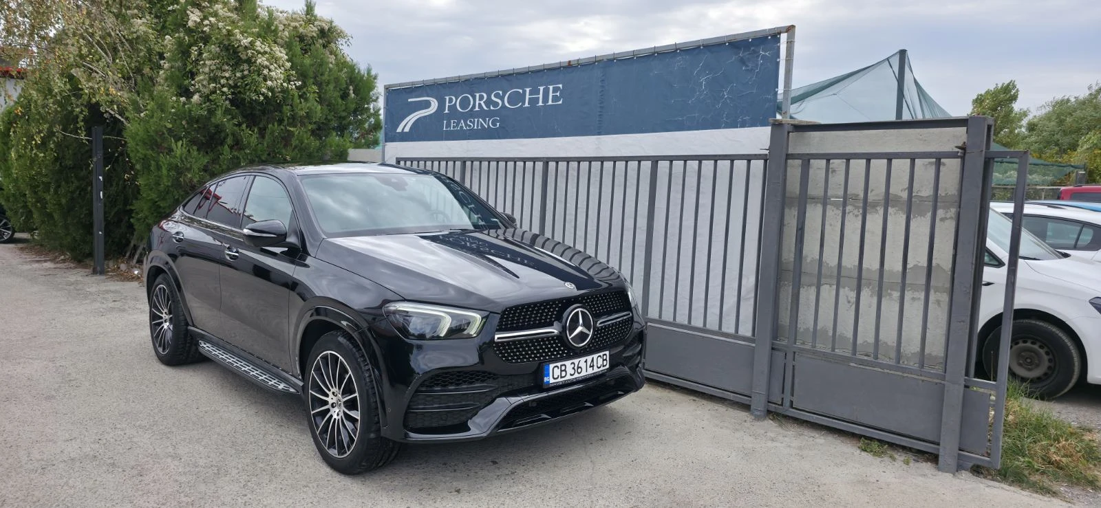 Mercedes-Benz GLE 400  4Matic* AMG* Head-Up* 360* Pano | Mobile.bg — изображение 1