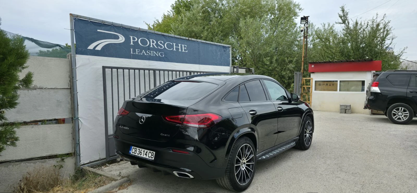 Mercedes-Benz GLE 400  4Matic* AMG* Head-Up* 360* Pano - изображение 6