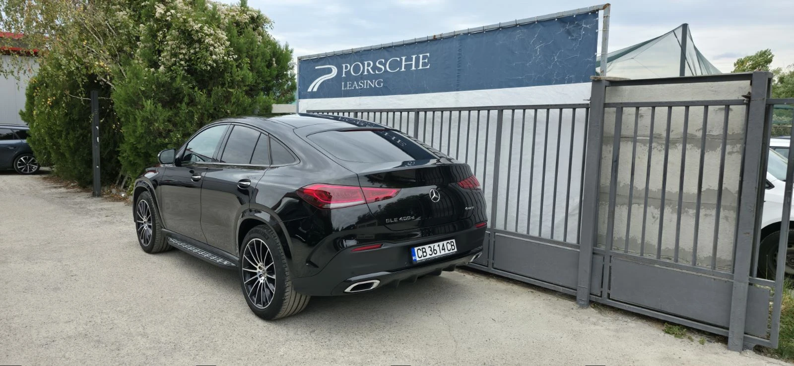 Mercedes-Benz GLE 400  4Matic* AMG* Head-Up* 360* Pano - изображение 10