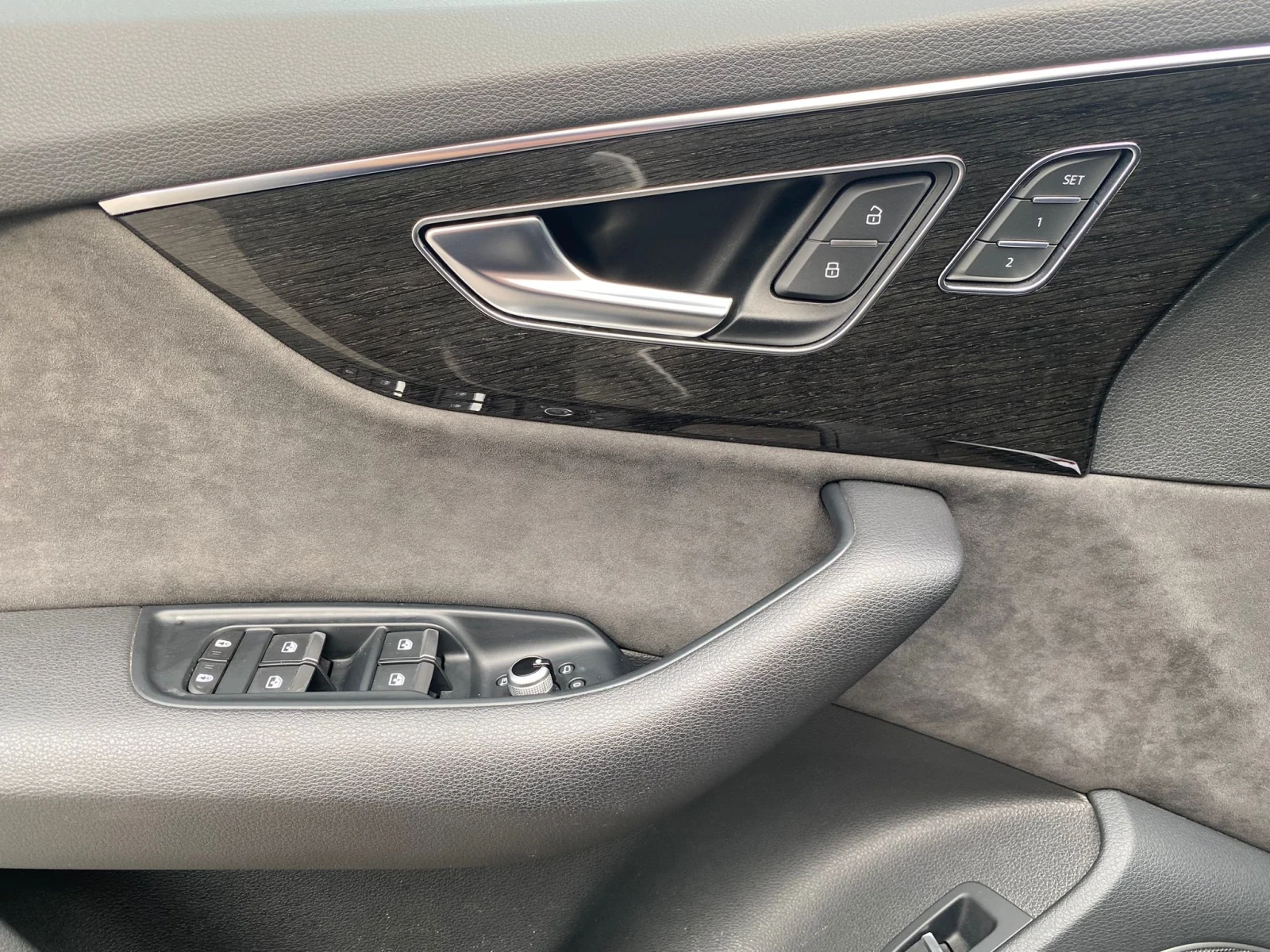 Audi SQ7 | Mobile.bg � ����������� 14