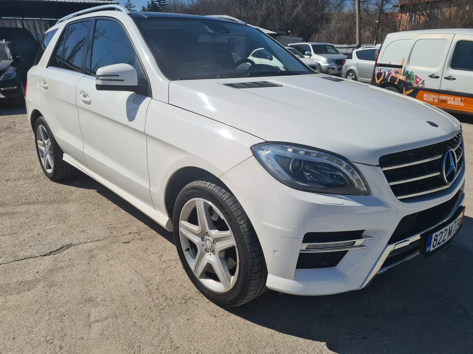 Mercedes-Benz ML 350 AMG / ПАНОРАМА / КАМЕРА / FULL LED, снимка 3 - Автомобили и джипове - 53836343